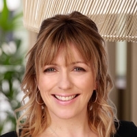 Julia Mixter
