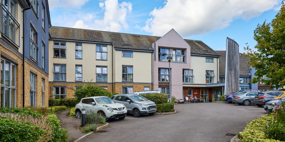 Leggyfield Court, Horsham